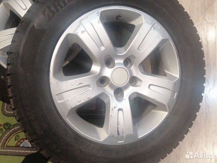 Шины зимние бриджстоун 235 65 r17