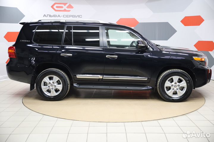 Toyota Land Cruiser 4.5 AT, 2014, 285 549 км