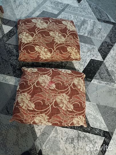 Диванные подушки бу