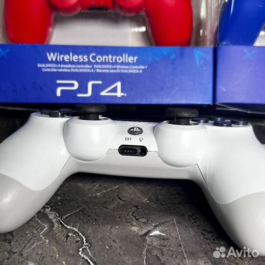 Геймпад S0ny DualShock 4