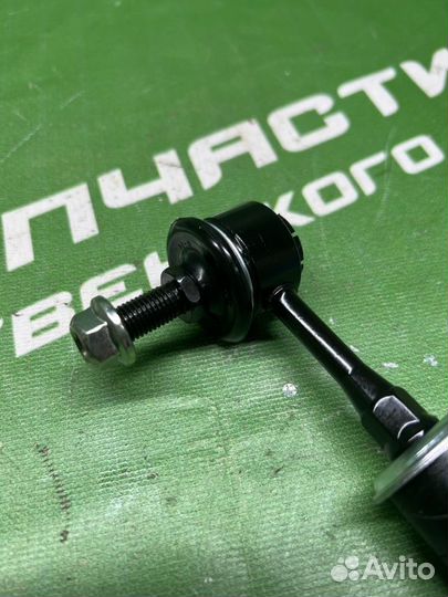 Стойка стабилизатора Nissan Cefiro 1998