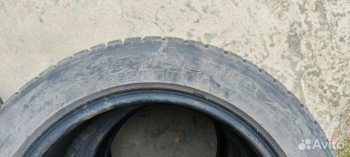 Tigar Sigura Stud 205/55 R16 94T