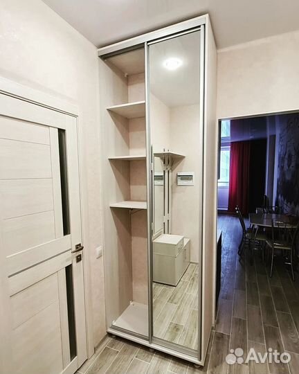 Шкаф купе встроенный