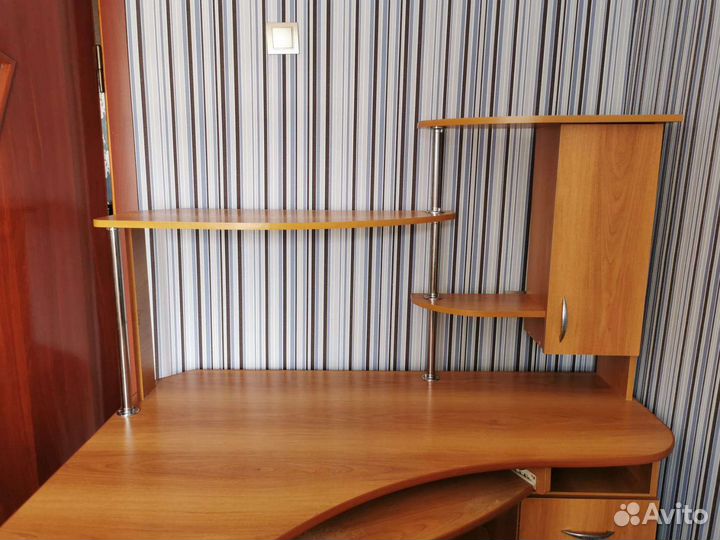 Компьютерный стол бу