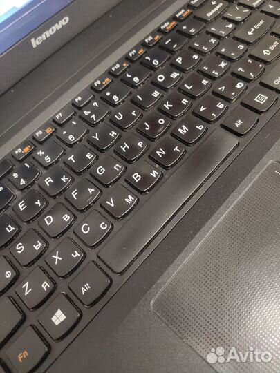 Игровой ноутбук Lenovo i5, SSD+HDD, GT610M на 1Gb