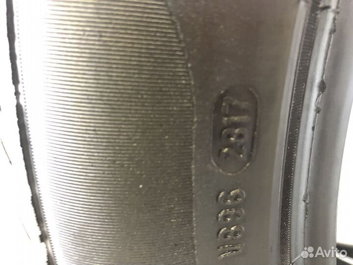 Pirelli P Zero 265/45 R21 104W