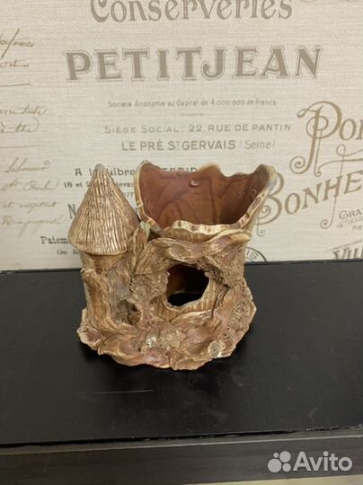 Аквариум, грот и аксессуары для аквариума