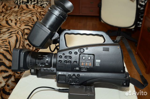 Видеокамера Panasonic AG-HMC82EN