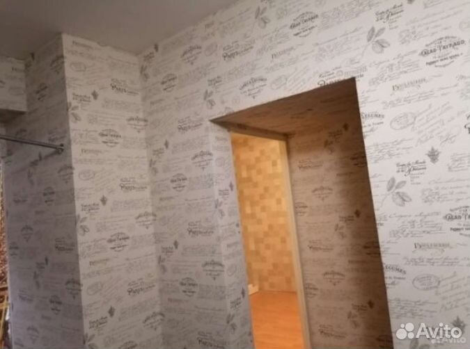 Поклейка обоев, малярные работы