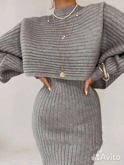 Свитер женский