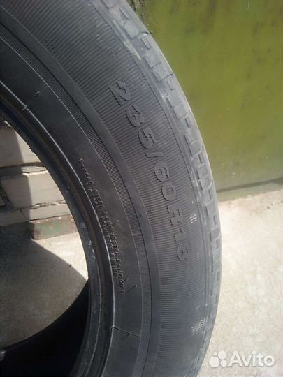 Kumho Radial 857 235/60 R18 107