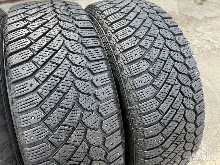 Gislaved Nord Frost 200 225/65 R17 106T