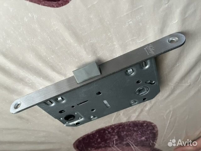 Замок межкомнатной двери