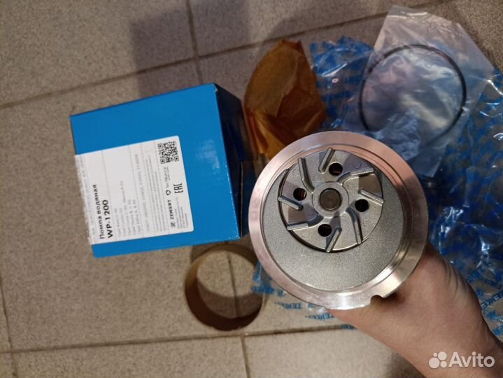 Помпа водяная Opel Astra,Corsa, Meriva, Vectra