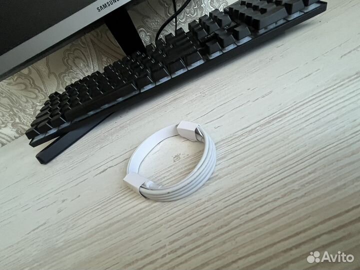 Кабель для айфон