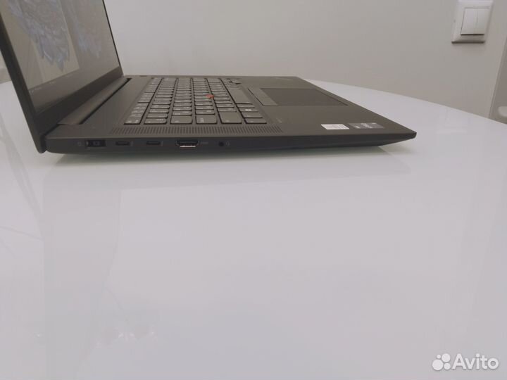 Lenovo Thinkpad P1 gen.5: i7 12800H, RTX A4500, 4K