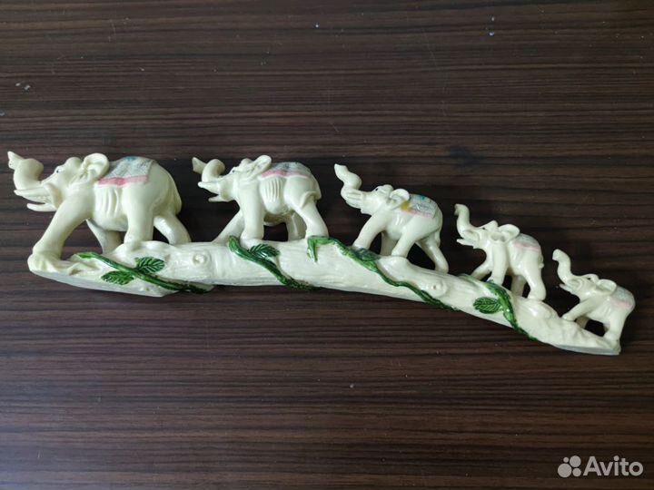 Статуэтка 5 слонов