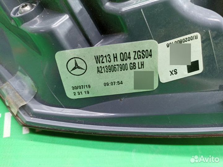 Стоп-сигнал задний левый Mercedes-Benz E-Class