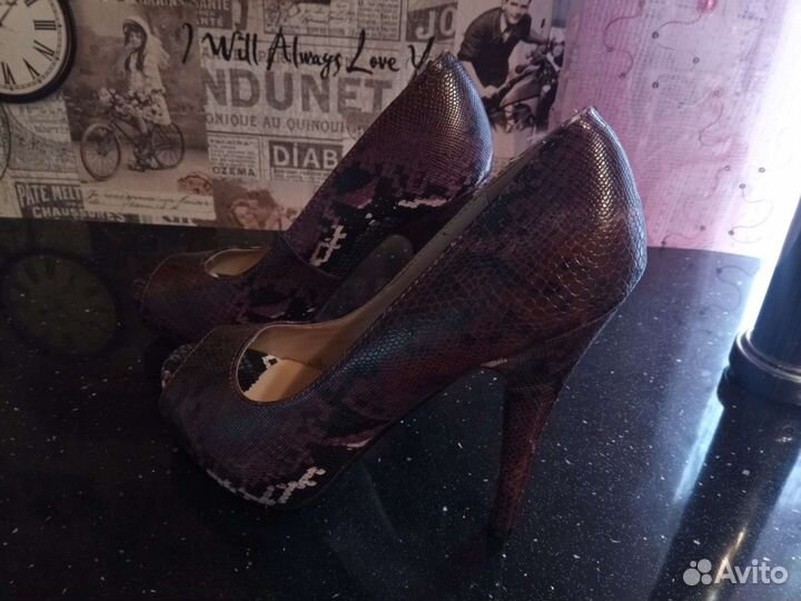 Туфли новые женские 38 размер