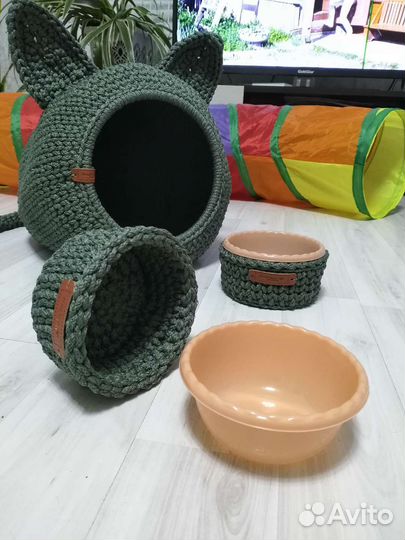 Гамаки, домики для кошек и собак, миски