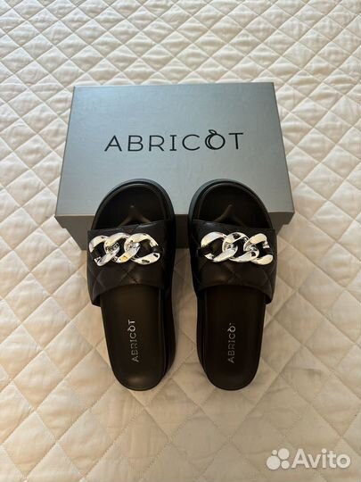 Шлепанцы Apricot