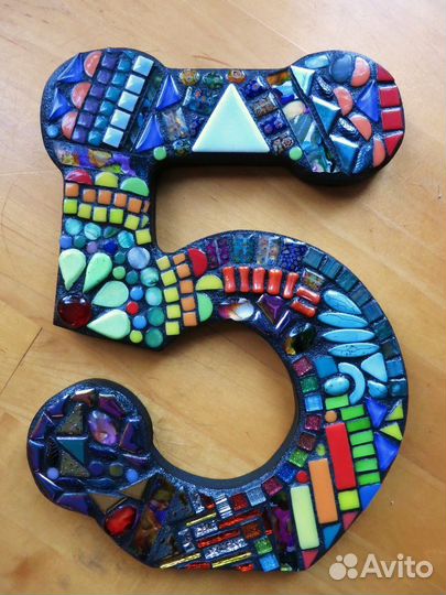 Табличка с номером дома