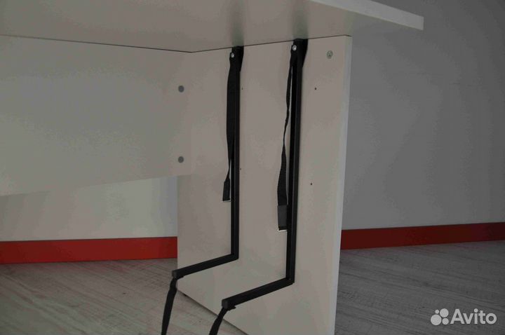 Крепление системного блока