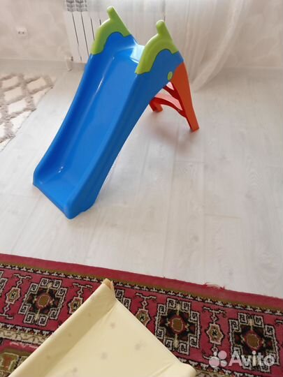 Детская горка пластиковая для дома