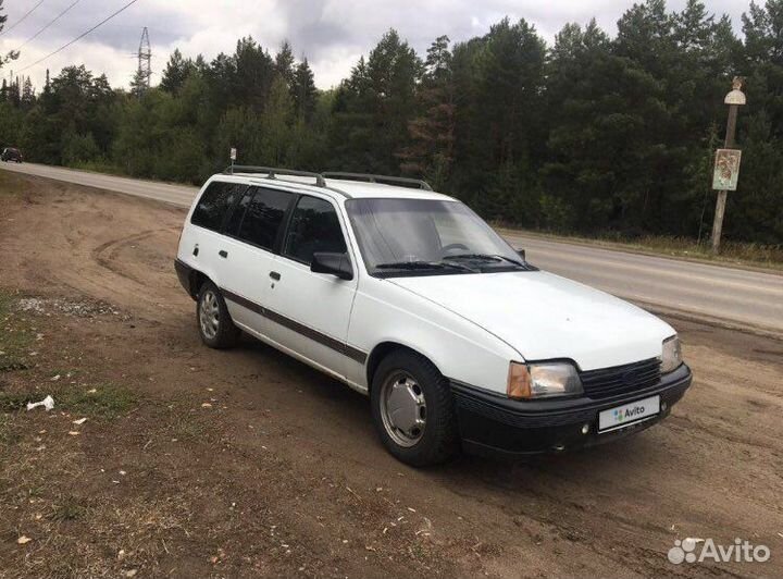 Opel Kadett, 1990