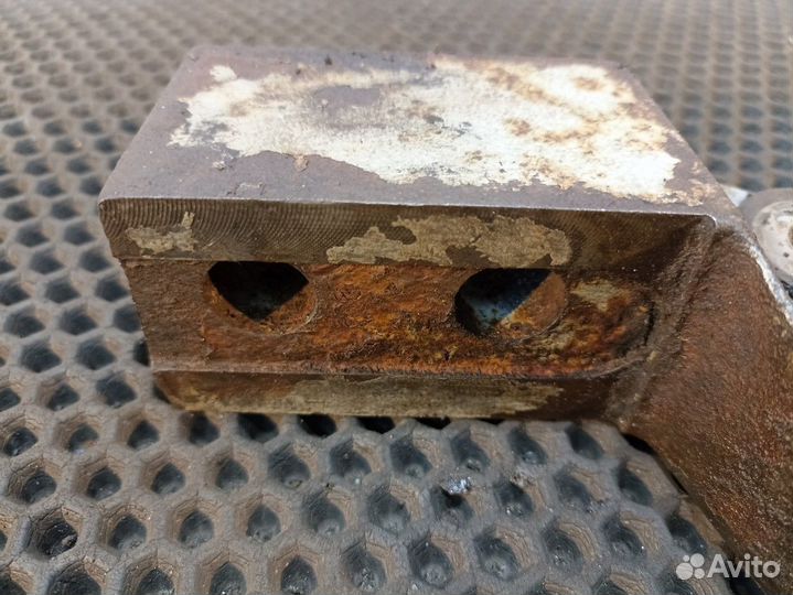 500307727 Кронштейн двигателя задний правый