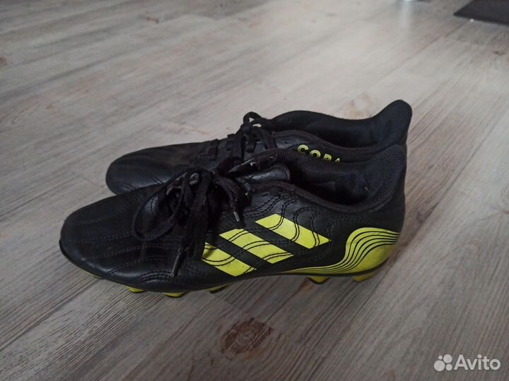 Продам футбольные бутсы. Модель adidas copa