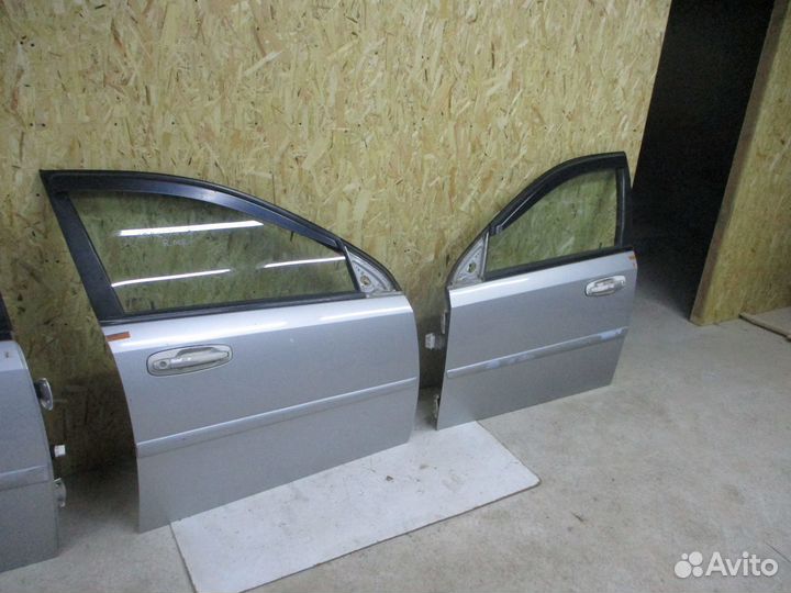 Стекло двери Шевроле Лачетти седан,хэтчбек