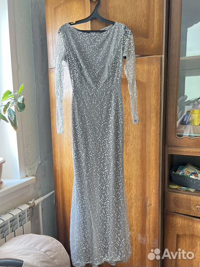 Вечернее платье