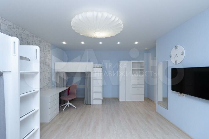 4-к. квартира, 110 м², 2/7 эт.