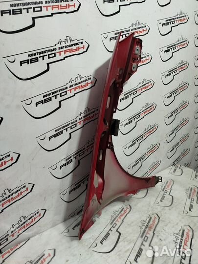 Крыло volkswagen golf jetta 1K2 1K5 MK5 1K5821021A переднее левое красный, LA3H KA9564