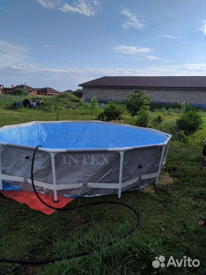 Каркасный бассейн intex бу