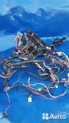 Жгут проводов под панелью Лада Калина Ваз 1118