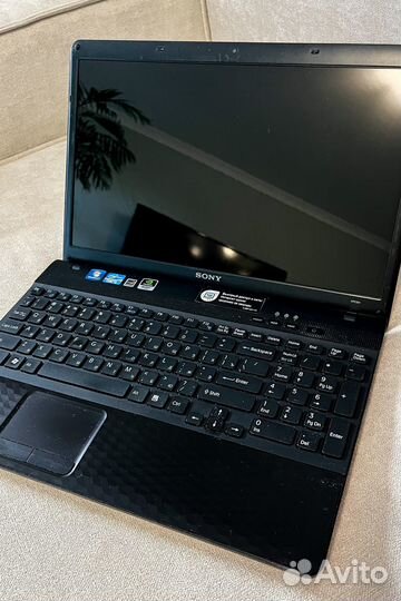 Рабочий ноутбук: i3 процессор, 4GB RAM, Win 11