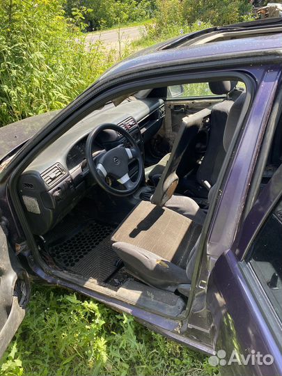 Разбор Opel Vectra A Запчасти на Opel Vectra A