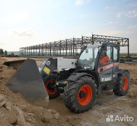 Bobcat TL360/TL470 Стекло дверное левое