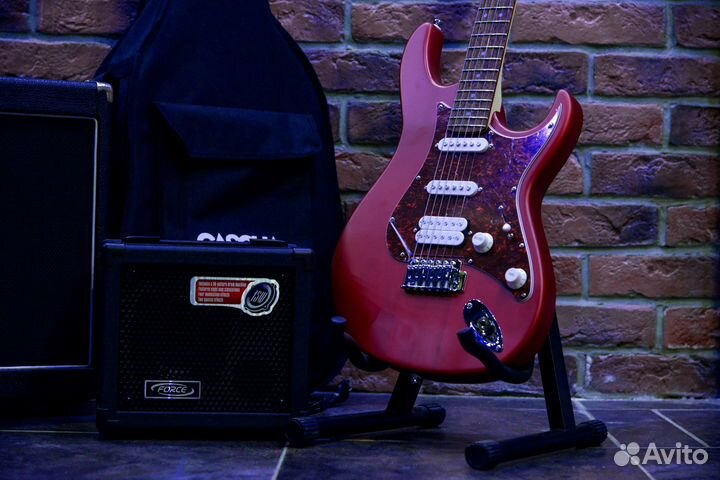 Электрогитара + Комбик + Аксессуары (Комплект)