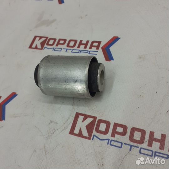 Сайлентблок переднего нижнего рычага honda accord