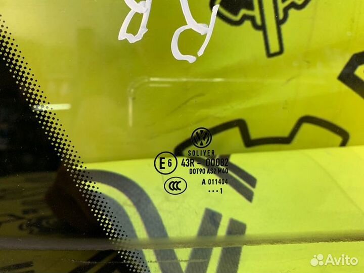 Стекло заднее правое Volkswagen Passat 362