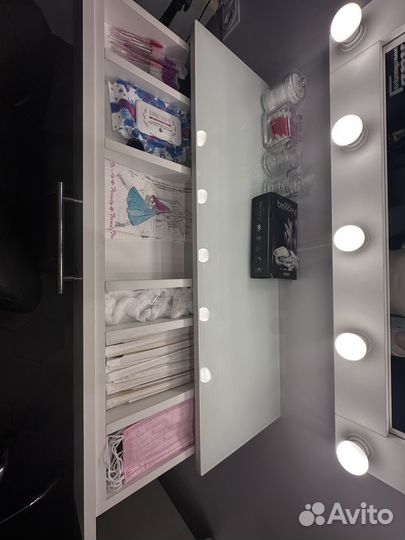 Зеркало с подсветкой