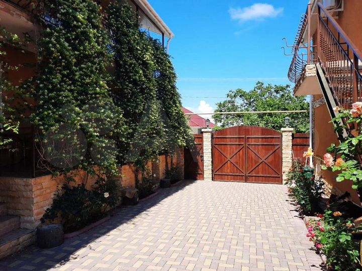 Комната 25 м², 1/2 эт.