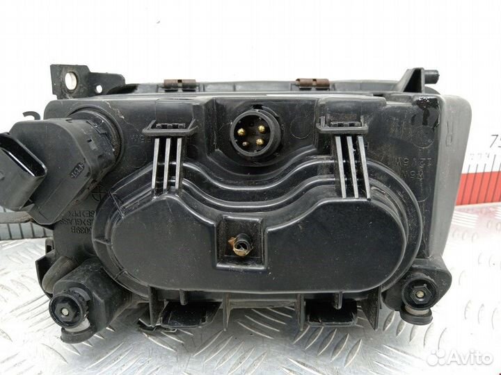 Фара передняя для Audi A3 8L 8L0941030A