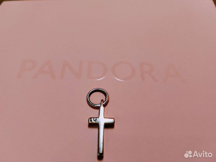 Крестик Pandora