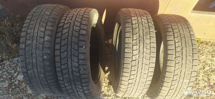 Dunlop SP Winter Ice 01 185/65 R15 88T