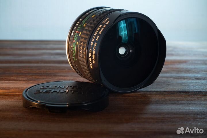 Zenitar f2,8 mm 16mm fish-aye canon EF