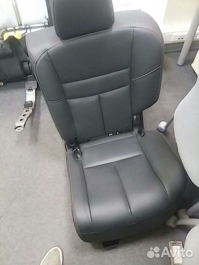 Заднее левое сиденье Ниссан Мурано Z52